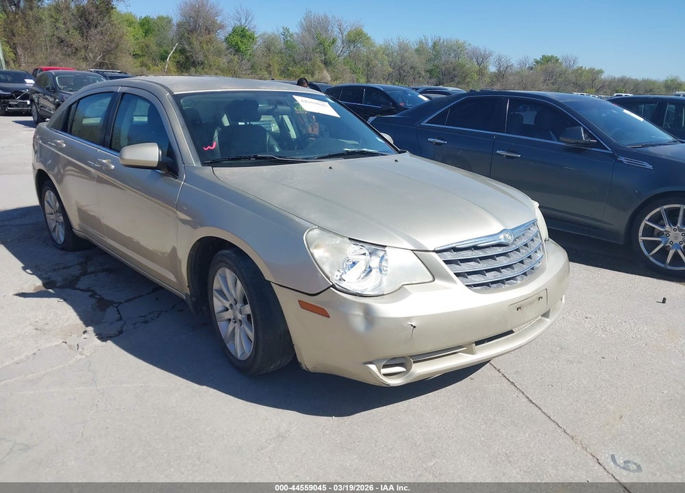 2010 CHRYSLER SEBRING LIMITED VIN: 1C3CC5FB4AN111203