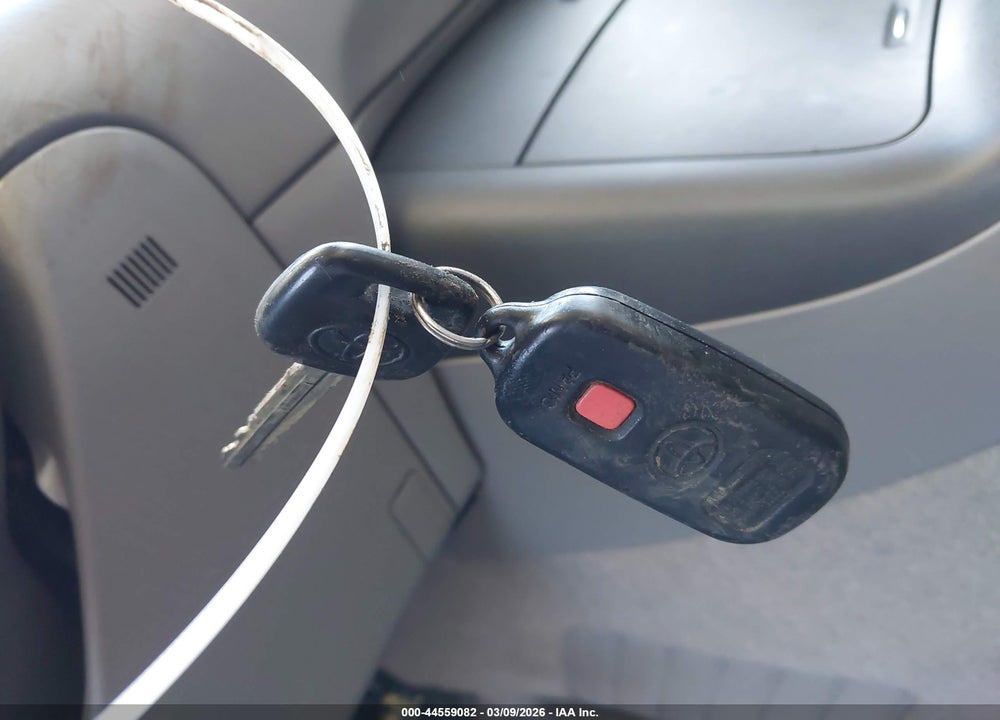 2006 TOYOTA CAMRY LE VIN: JTDBE32K863044202