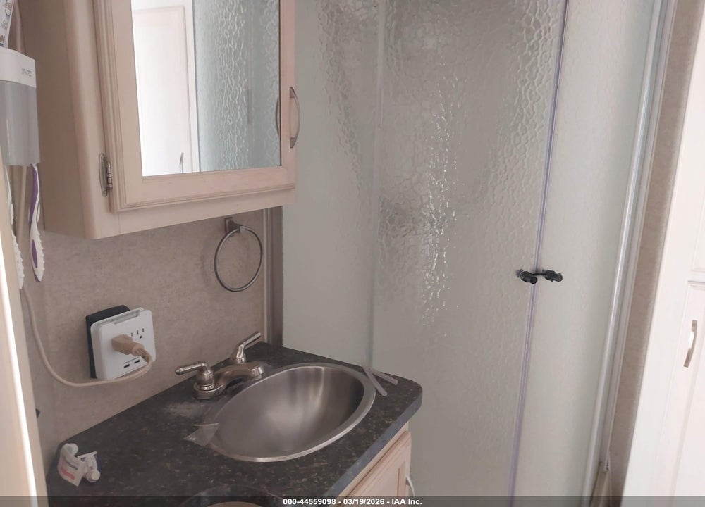2018 WINNEBAGO MINNIE PLUS VIN: 54CTM3326J4022112