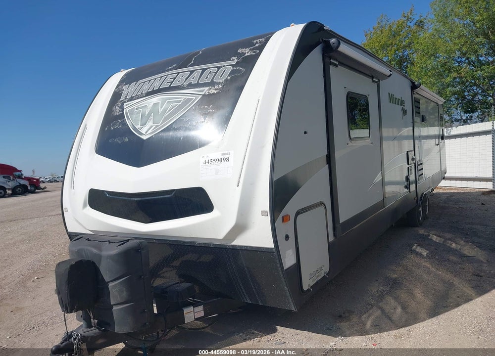 2018 WINNEBAGO MINNIE PLUS VIN: 54CTM3326J4022112