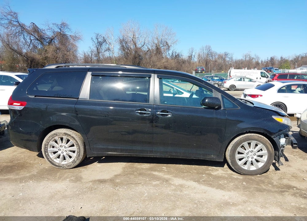 2011 TOYOTA SIENNA XLE VIN: 5TDDK3DC3BS026710