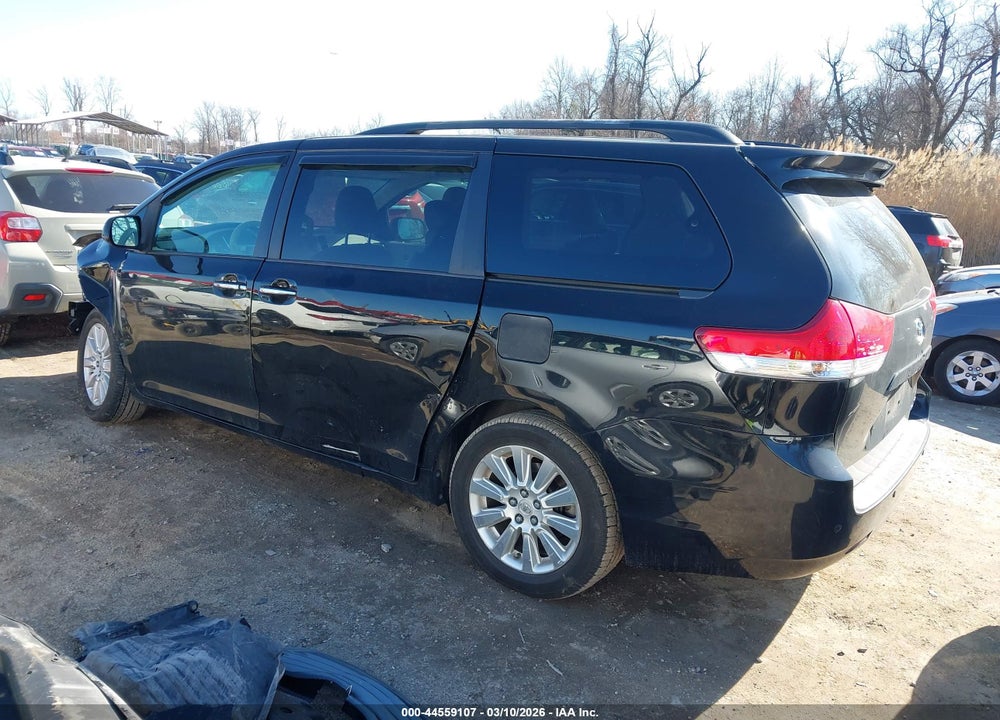 2011 TOYOTA SIENNA XLE VIN: 5TDDK3DC3BS026710