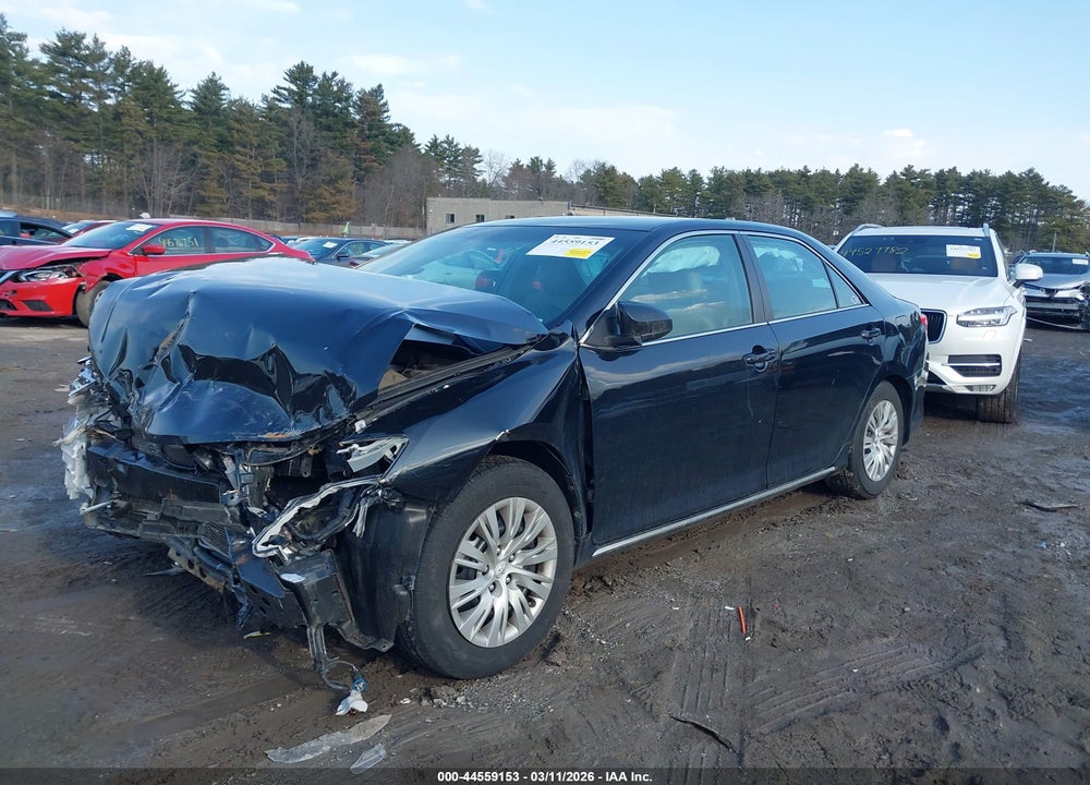 2014 TOYOTA CAMRY LE VIN: 4T1BF1FKXEU415084