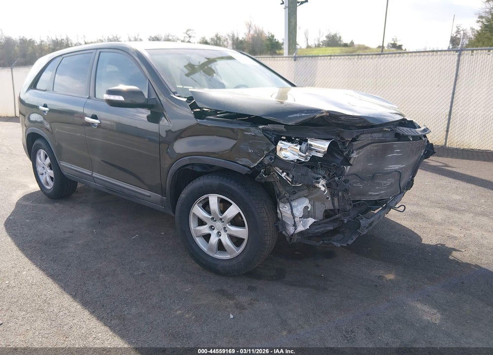 2012 KIA SORENTO LX VIN: 5XYKT4A13CG190017