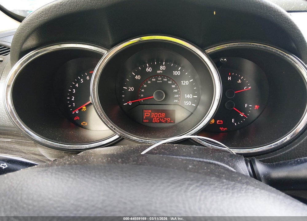 2012 KIA SORENTO LX VIN: 5XYKT4A13CG190017