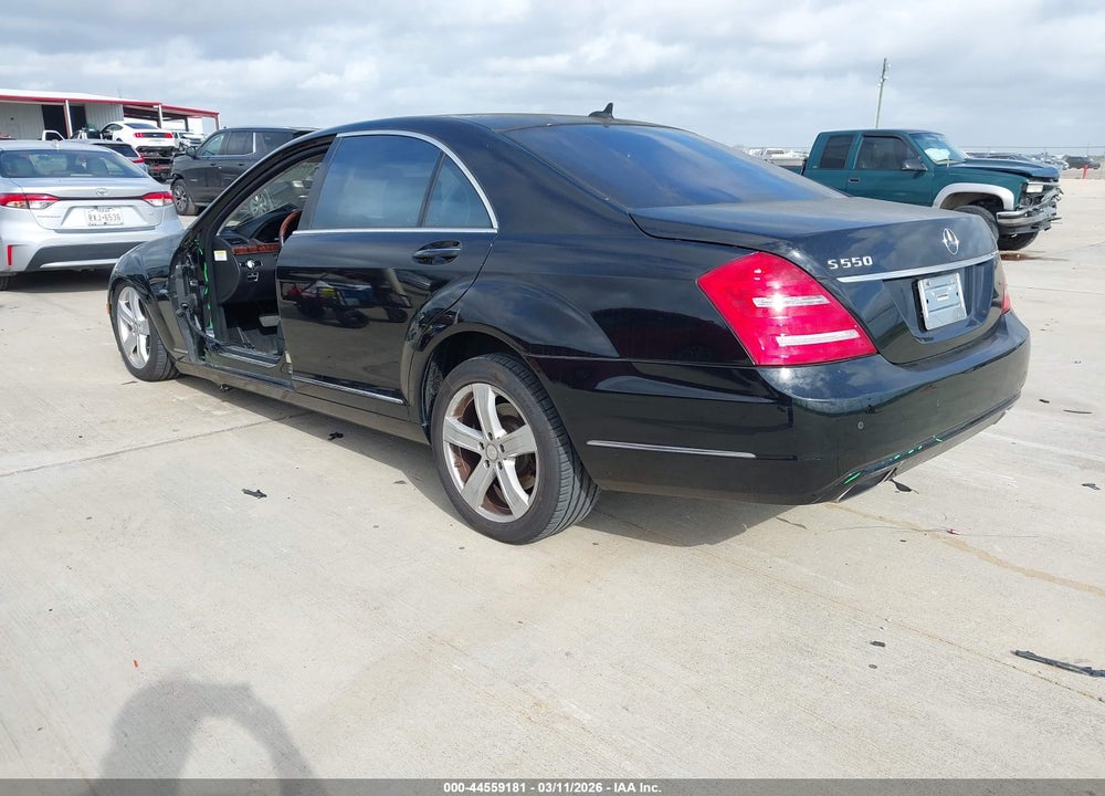 2012 MERCEDES-BENZ S 550 VIN: WDDNG7DBXCA464200