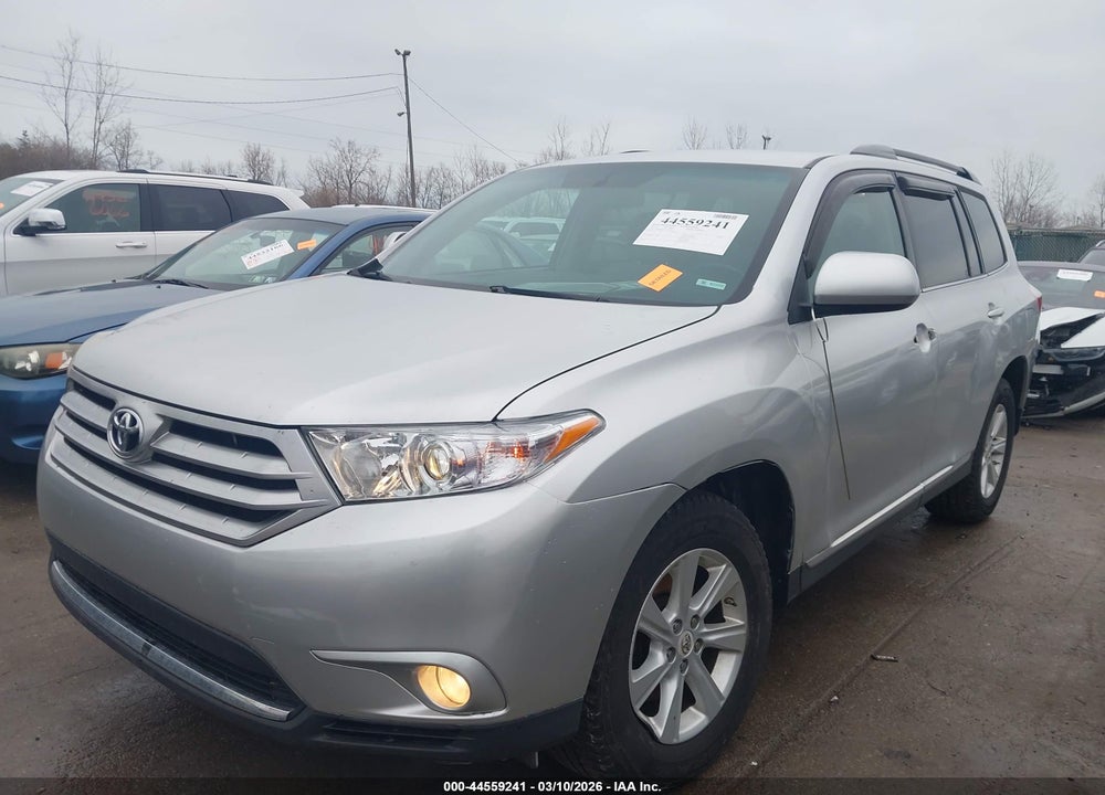2012 TOYOTA HIGHLANDER BASE V6 VIN: 5TDBK3EH5CS117836