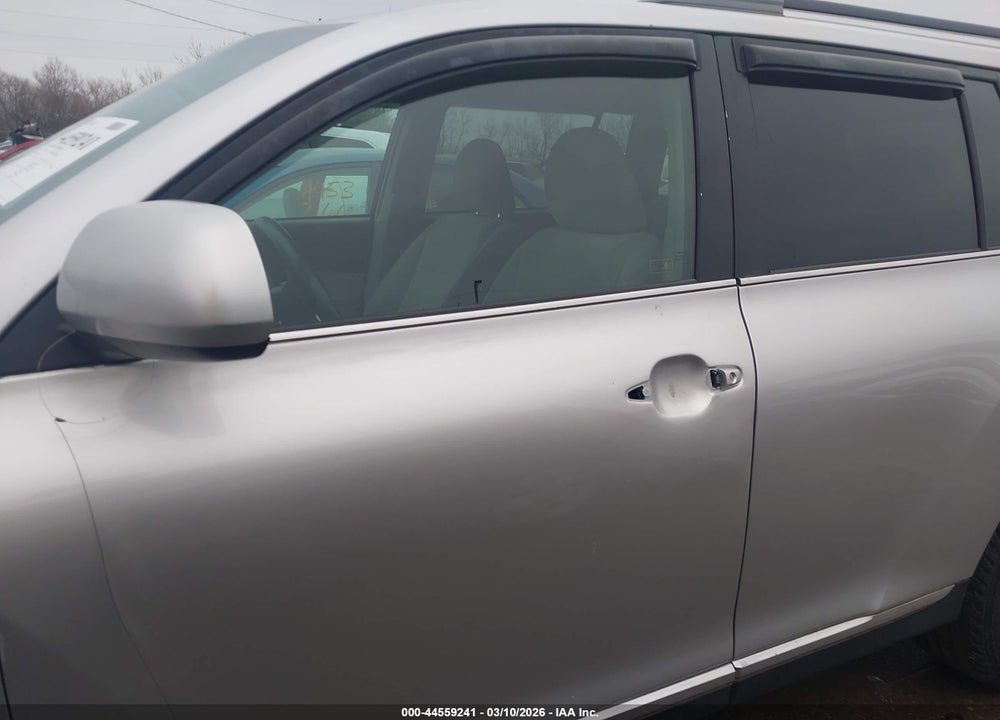 2012 TOYOTA HIGHLANDER BASE V6 VIN: 5TDBK3EH5CS117836