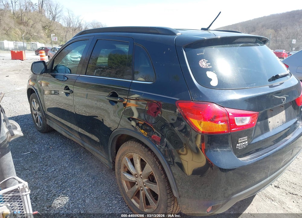 2013 MITSUBISHI OUTLANDER SPORT LE VIN: 4A4AR5AUXDE020010