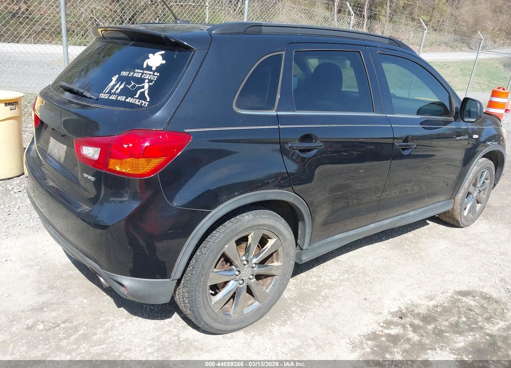 2013 MITSUBISHI OUTLANDER SPORT LE VIN: 4A4AR5AUXDE020010