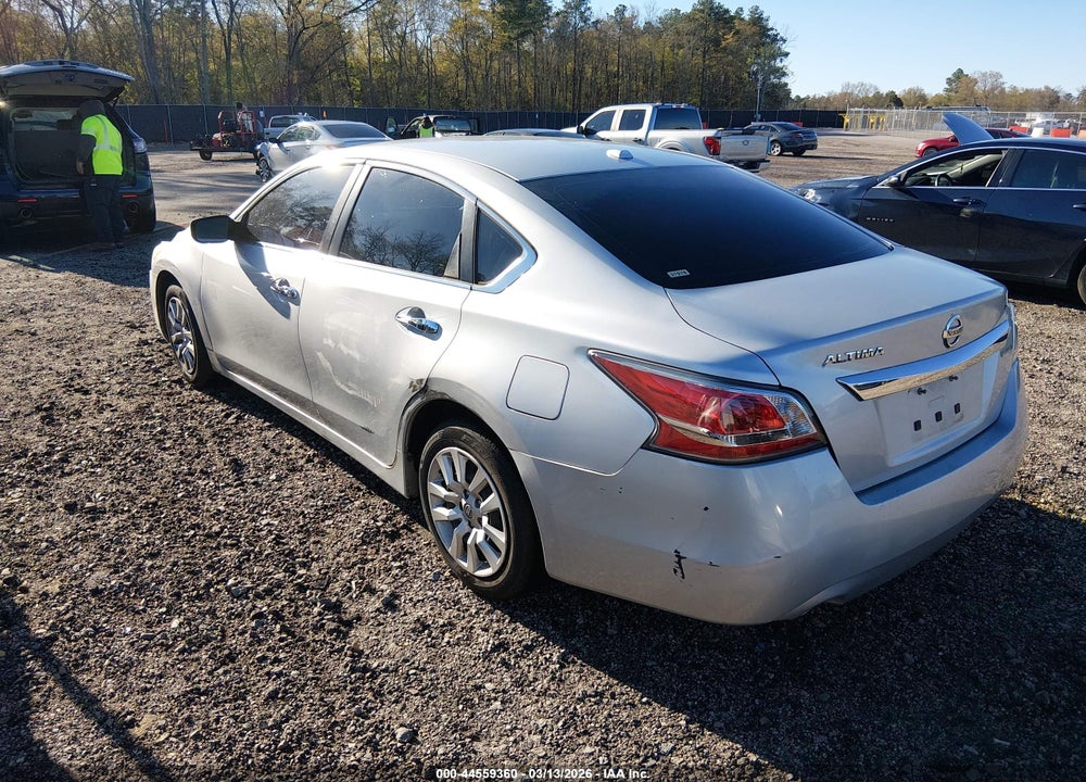 2015 NISSAN ALTIMA 2.5/2.5 S/2.5 SL/2.5 SV VIN: 1N4AL3AP1FC444557
