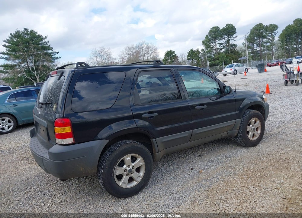 2007 FORD ESCAPE XLT VIN: 1FMYU03Z17KA62552