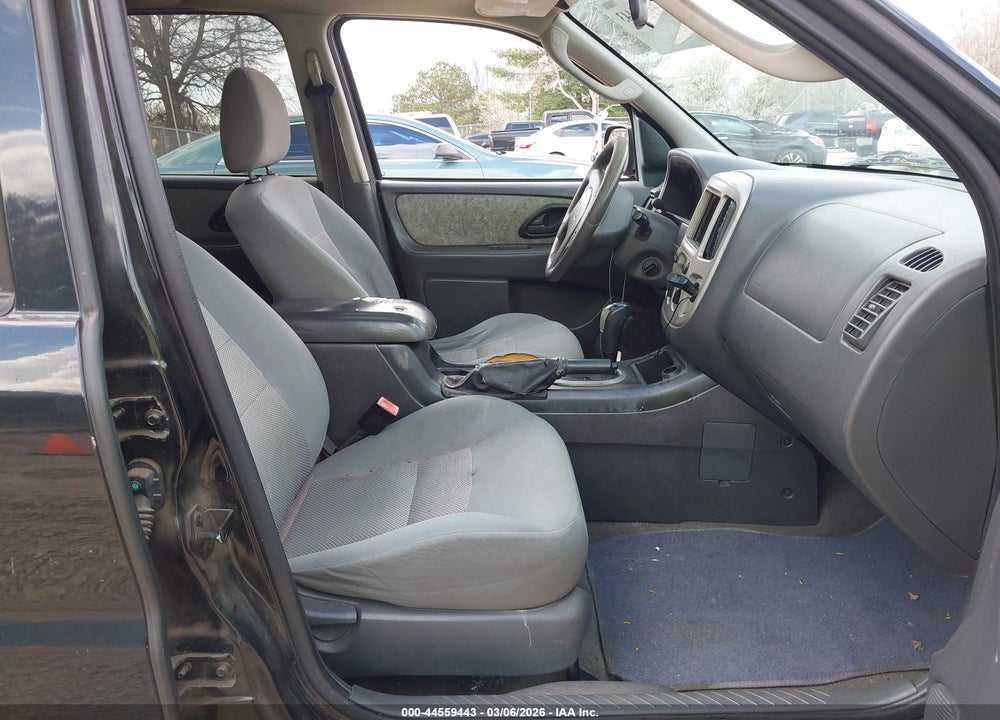 2007 FORD ESCAPE XLT VIN: 1FMYU03Z17KA62552
