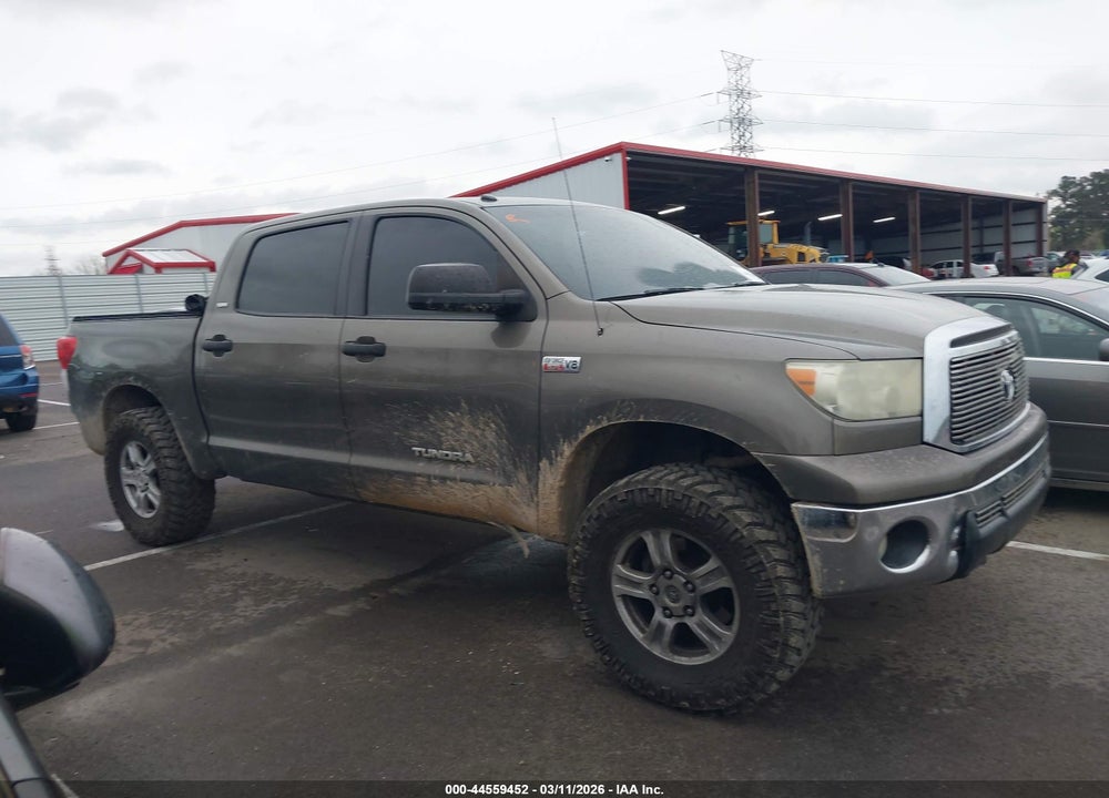 2011 TOYOTA TUNDRA GRADE 5.7L V8 VIN: 5TFDW5F12BX206234