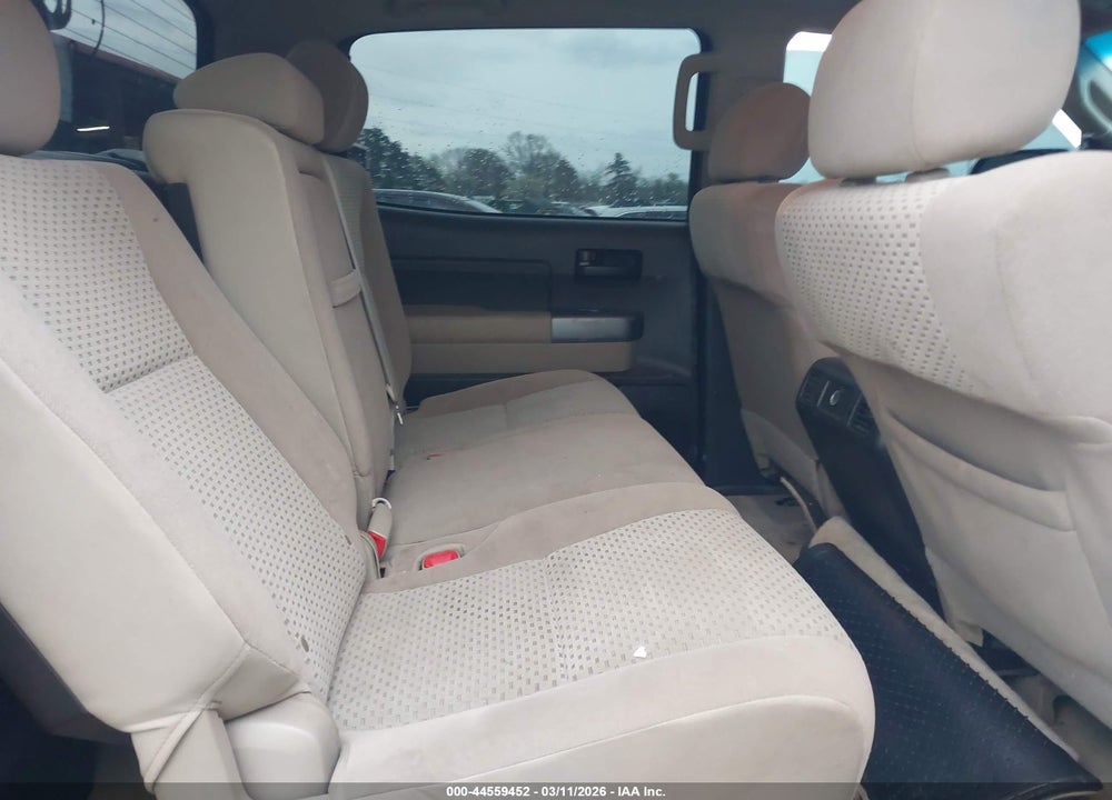 2011 TOYOTA TUNDRA GRADE 5.7L V8 VIN: 5TFDW5F12BX206234