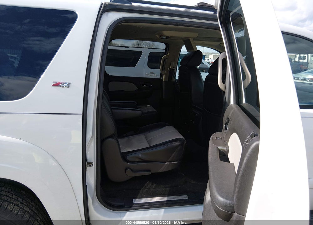 2007 CHEVROLET SUBURBAN 1500 LT VIN: 3GNFK16317G261551