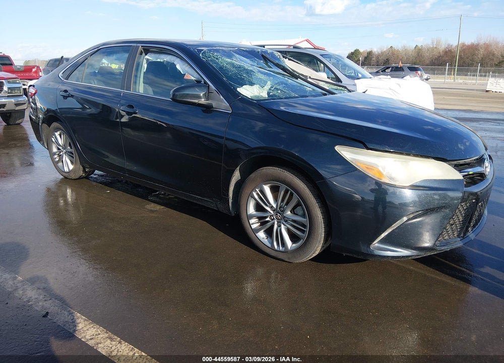 2015 TOYOTA CAMRY SE VIN: 4T1BF1FK3FU483289