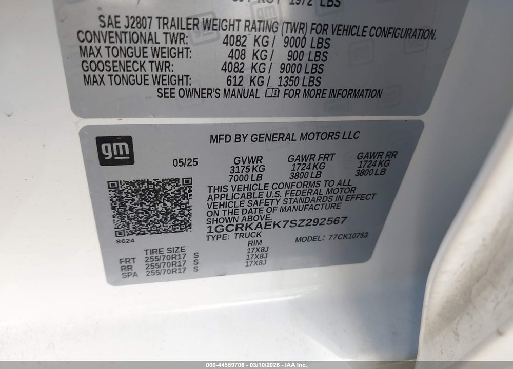 2025 CHEVROLET SILVERADO 1500 4WD  STANDARD BED WT VIN: 1GCRKAEK7SZ292567