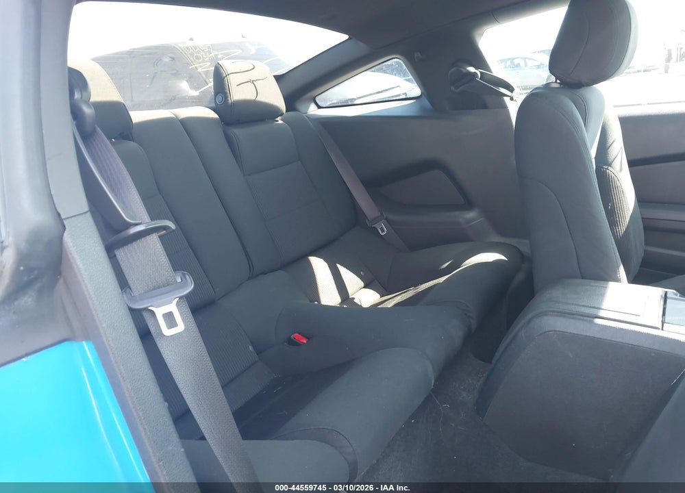 2014 FORD MUSTANG V6 VIN: 1ZVBP8AM5E5254069