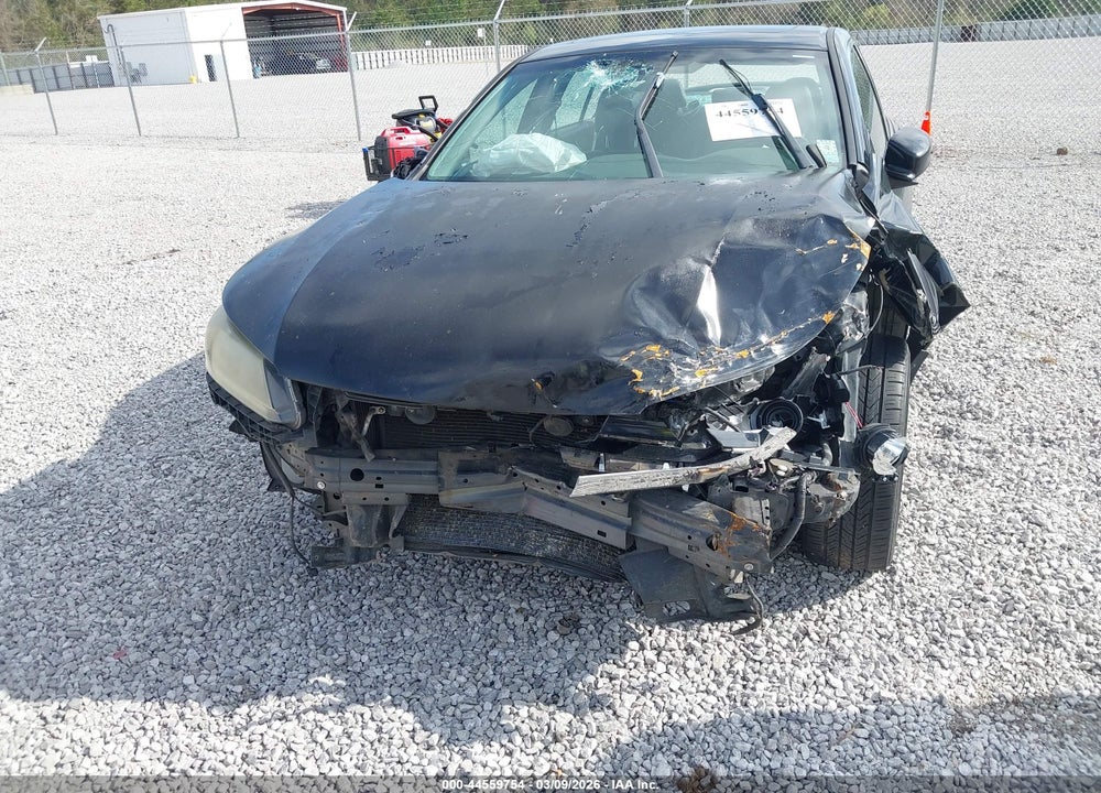 2013 HONDA ACCORD EX-L V-6 VIN: 1HGCR3F82DA045797