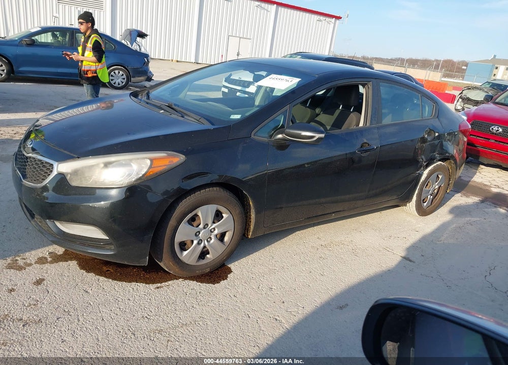 2015 KIA FORTE LX VIN: KNAFX4A64F5326103
