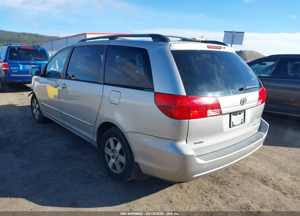2004 TOYOTA SIENNA XLE VIN: 5TDZA22C24S075986