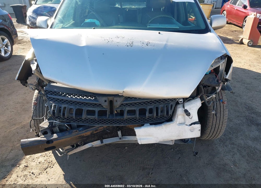 2004 TOYOTA SIENNA XLE VIN: 5TDZA22C24S075986