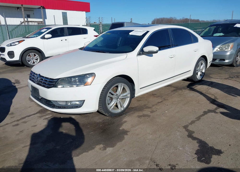 2015 VOLKSWAGEN PASSAT SEL VIN: 1VWCV7A35FC066578