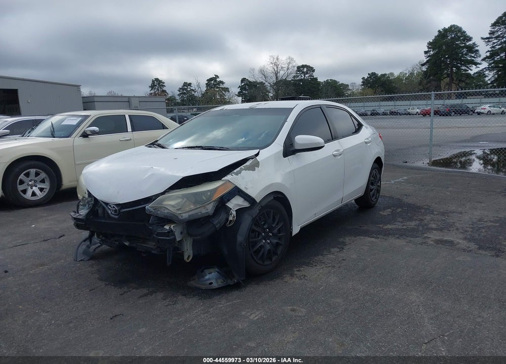 2015 TOYOTA COROLLA LE VIN: 5YFBURHE2FP239792