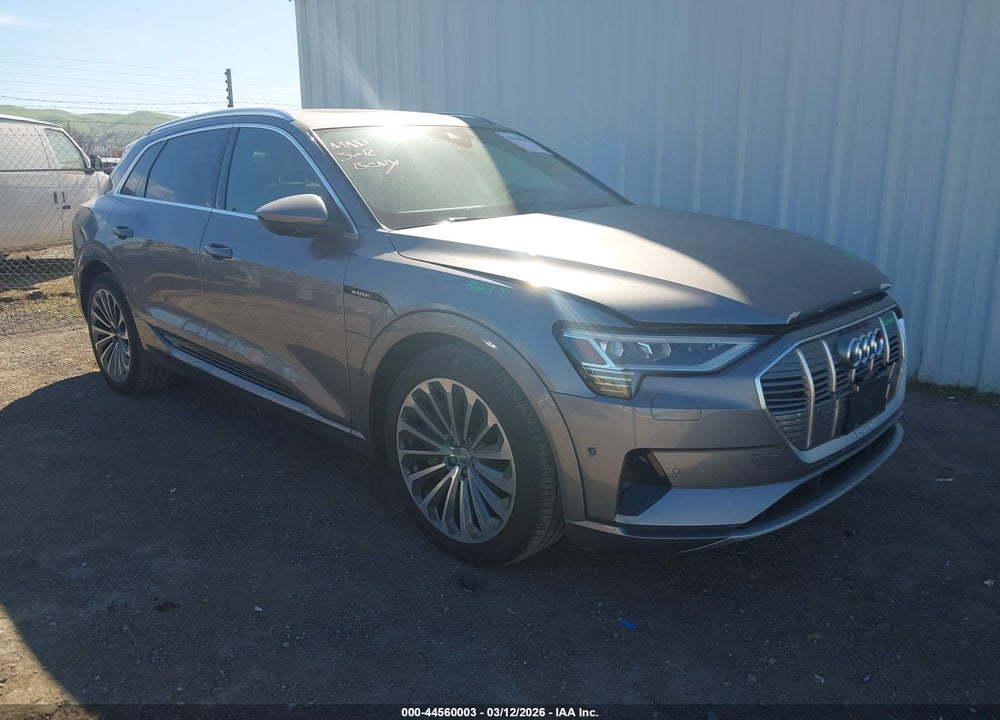2019 AUDI E-TRON PREMIUM PLUS VIN: WA1VABGE8KB012625