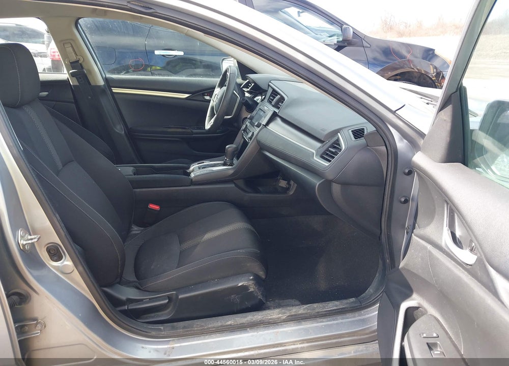 2018 HONDA CIVIC LX VIN: 19XFC2F58JE206840