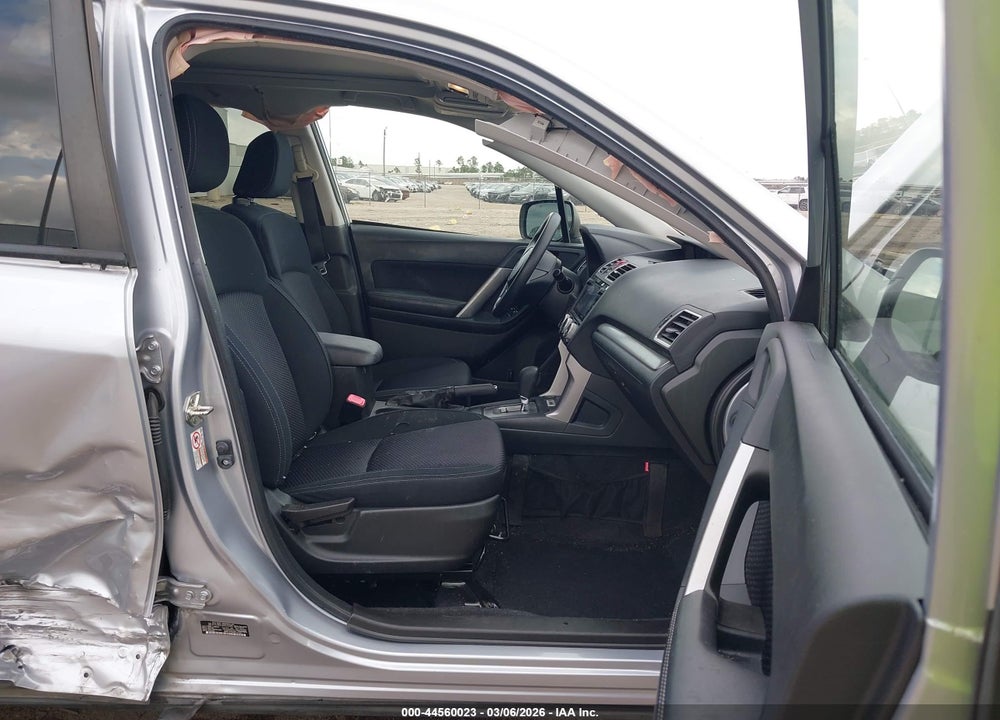 2017 SUBARU FORESTER 2.5I PREMIUM VIN: JF2SJAGC2HH530285