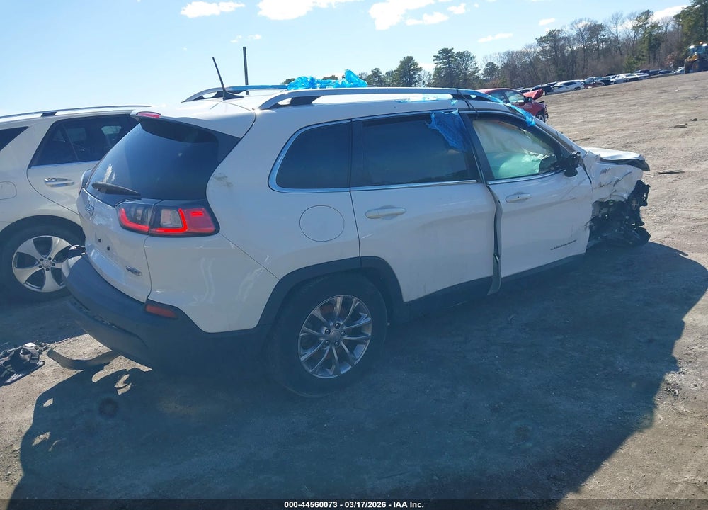 2019 JEEP CHEROKEE LATITUDE PLUS 4X4 VIN: 1C4PJMLB7KD343898