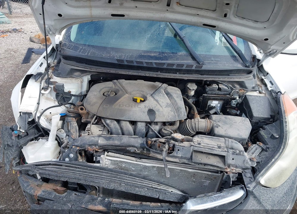 2013 HYUNDAI ELANTRA VIN: 5NPDH4AE5DH426223