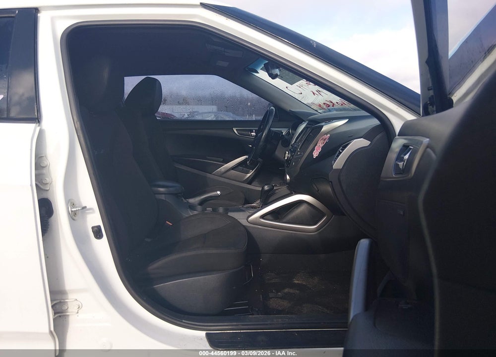 2013 HYUNDAI VELOSTER MIX VIN: KMHTC6AD9DU162082
