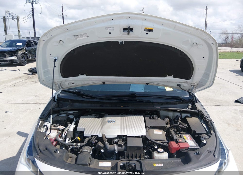2022 TOYOTA PRIUS PRIME XLE VIN: JTDKAMFPXN3204893