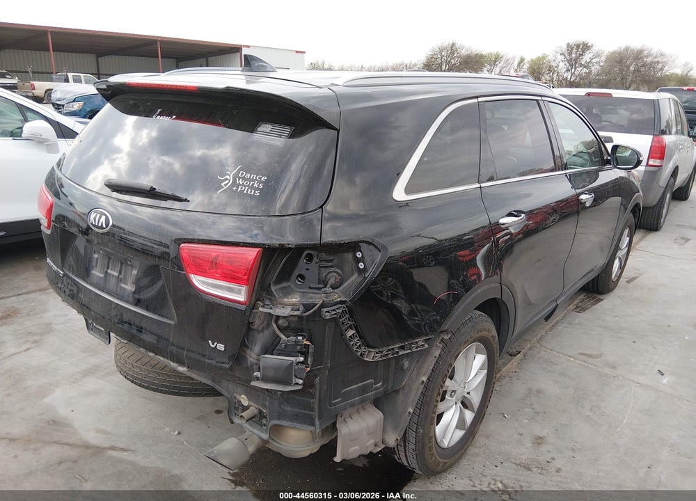 2017 KIA SORENTO 3.3L LX VIN: 5XYPG4A51HG307100