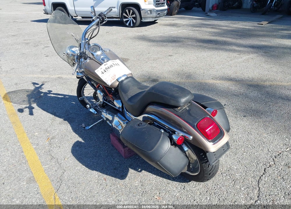 2005 HARLEY-DAVIDSON FXSTDI VIN: 1HD1JBB345Y031263