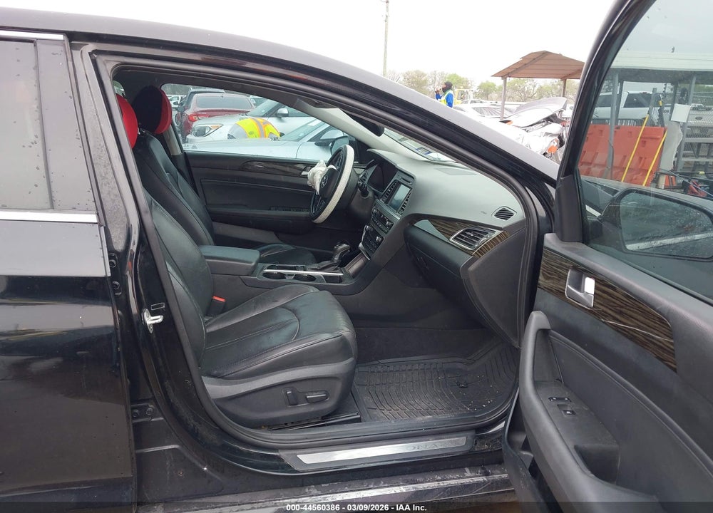 2016 HYUNDAI SONATA LIMITED VIN: 5NPE34AF3GH420341