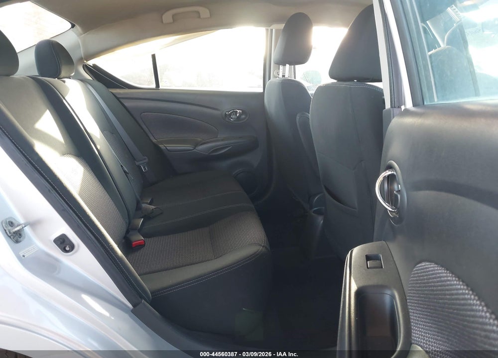 2017 NISSAN VERSA 1.6 SV VIN: 3N1CN7AP2HL847221