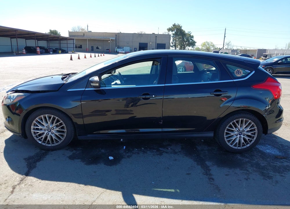 2013 FORD FOCUS TITANIUM VIN: 1FADP3N24DL301616