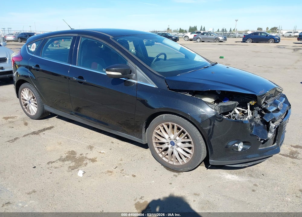 2013 FORD FOCUS TITANIUM VIN: 1FADP3N24DL301616