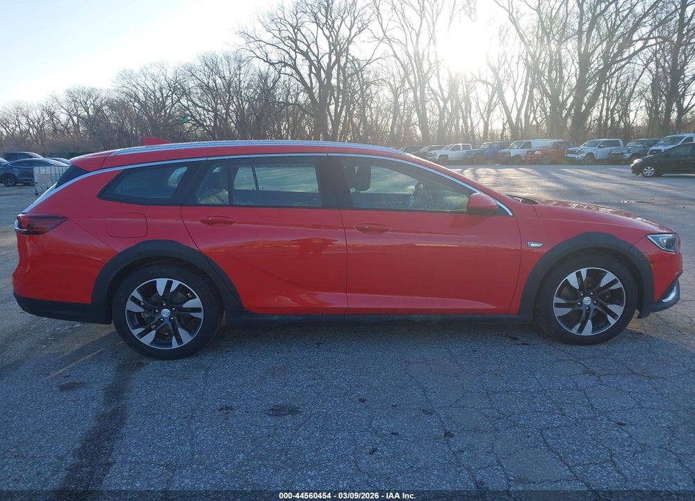 2019 BUICK REGAL TOURX AWD ESSENCE VIN: W04GV8SX1K1009631