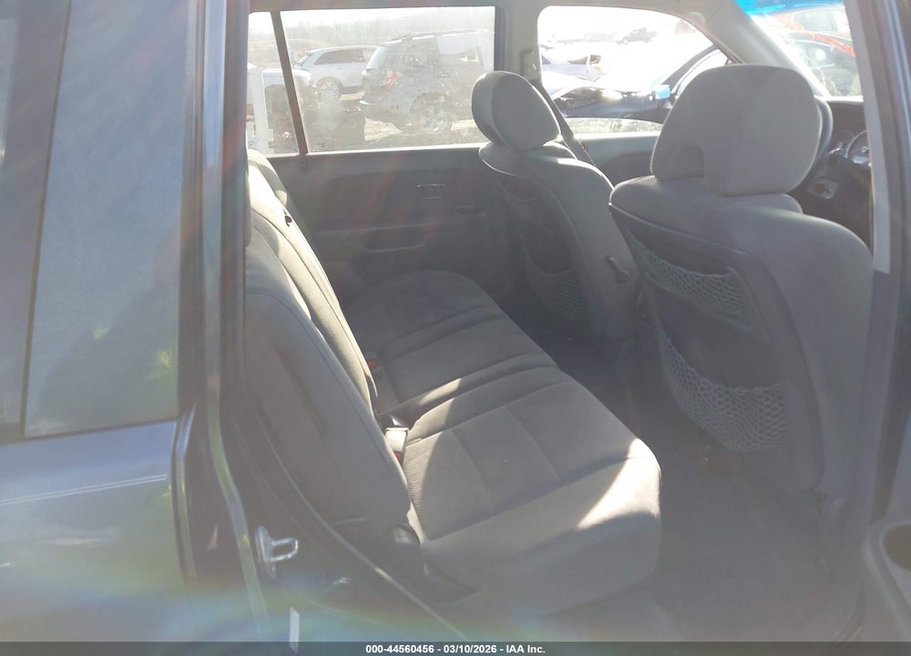 2006 HONDA PILOT EX VIN: 5FNYF18426B011686