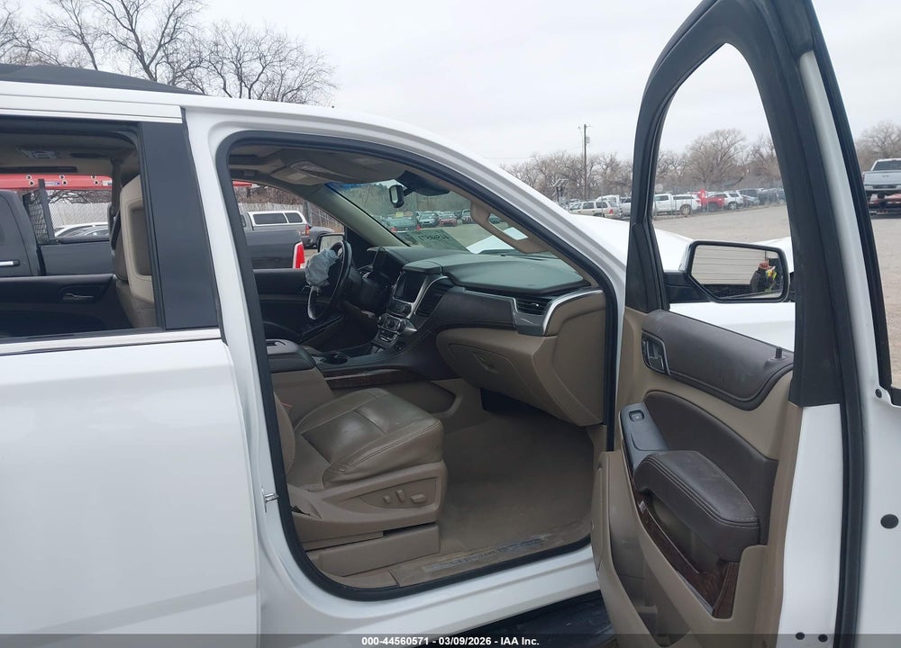 2019 CHEVROLET SUBURBAN LT VIN: 1GNSKHKC4KR353467