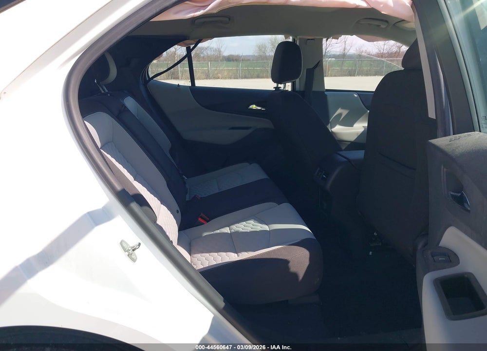 2018 CHEVROLET EQUINOX LS VIN: 2GNAXREV1J6317830