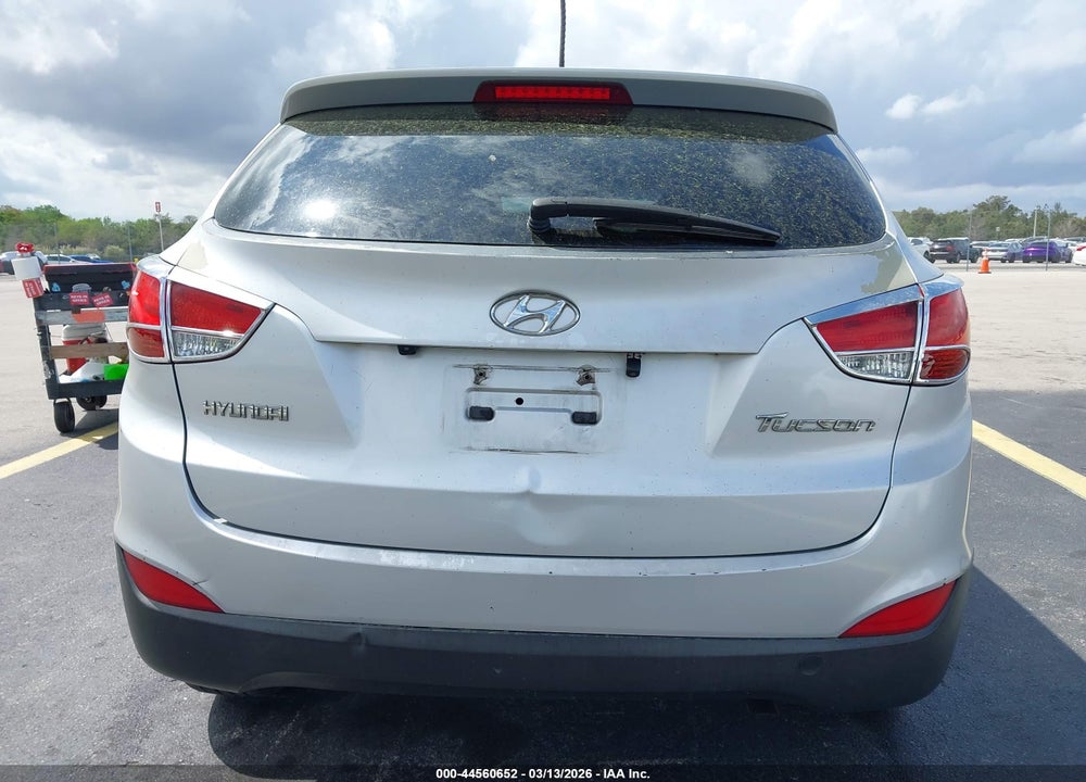 2011 HYUNDAI TUCSON GLS VIN: KM8JU3AC3BU160061