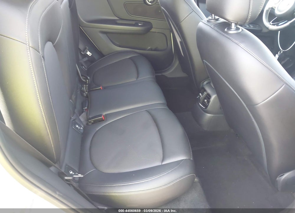 2018 MINI COUNTRYMAN COOPER VIN: WMZYS7C35J3E08878