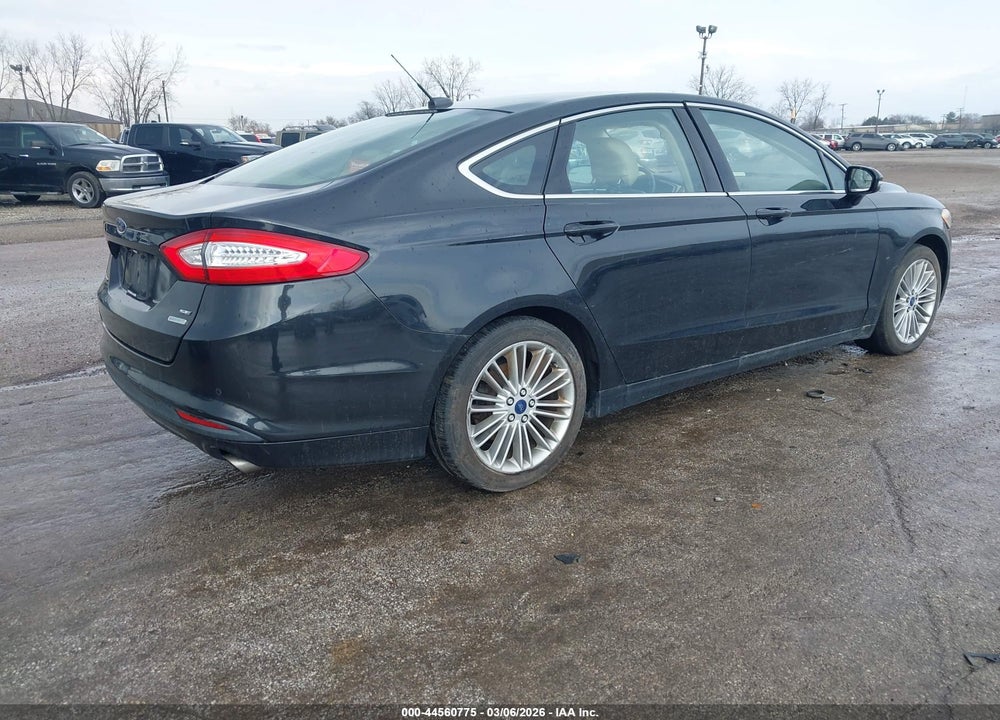 2014 FORD FUSION SE VIN: 3FA6P0HD9ER290037