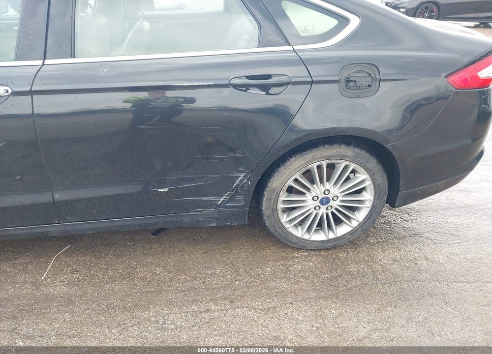 2014 FORD FUSION SE VIN: 3FA6P0HD9ER290037